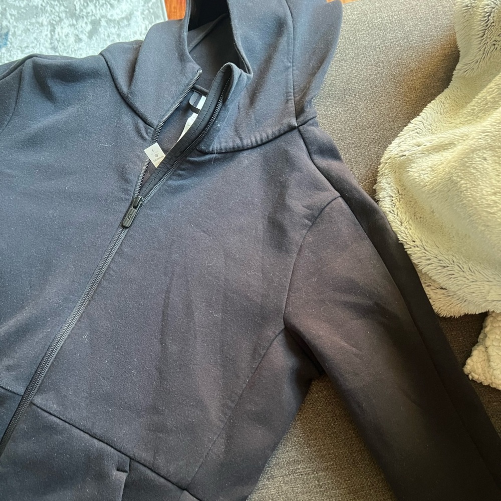 Lululemon Athletica Black Lightweight Hooded Jacket